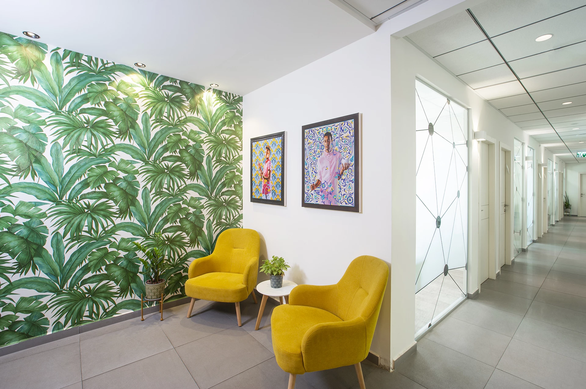 מתחם עבודה AT WORK 